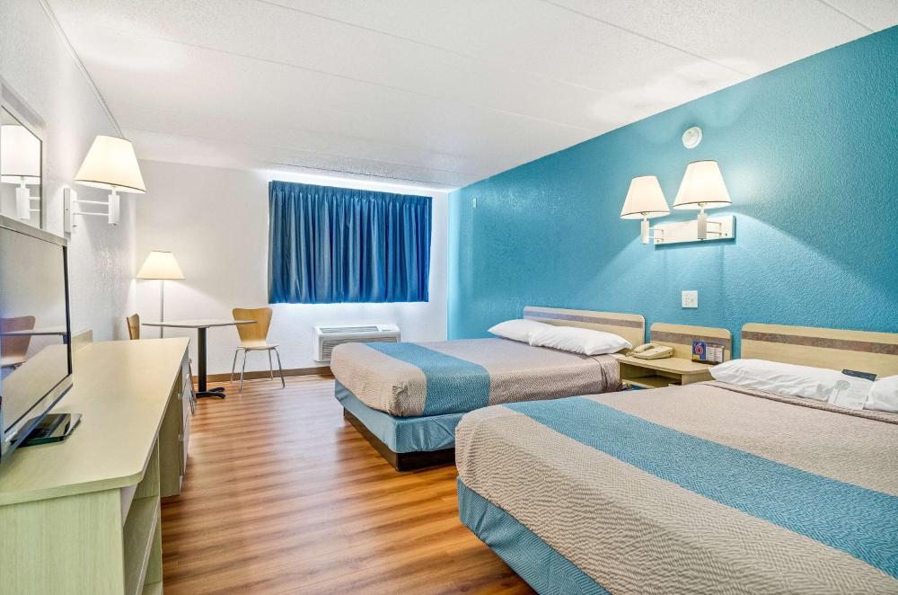 Motel 6-Big Springs, NE